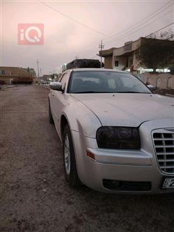 کرایسلەر 300
